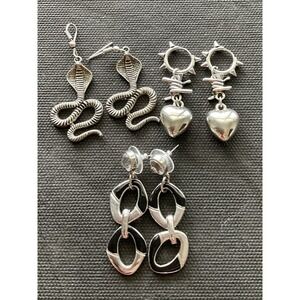 Lot Of 3 Pairs Vintage Silver-tone Dangle Pierced Earrings Cobra Snake Ect